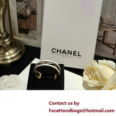 chanel Metal Gold, White & Black CUFF ABC985 2024 - Click Image to Close